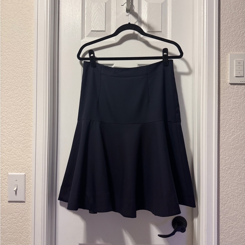 J. Crew Navy Blue Flare Suit Skirt in Super 120s Wool - Picture 2 of 4